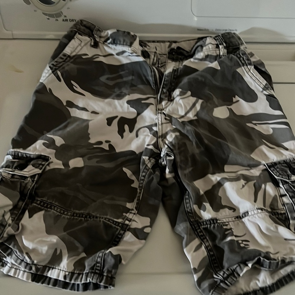 White camo cargo shorts